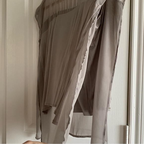 ZARA unique design layered top - Picture 4 of 5